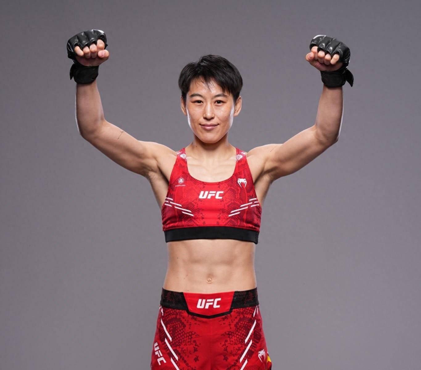 日本拳击手凭借技术卓越，夺得冠军