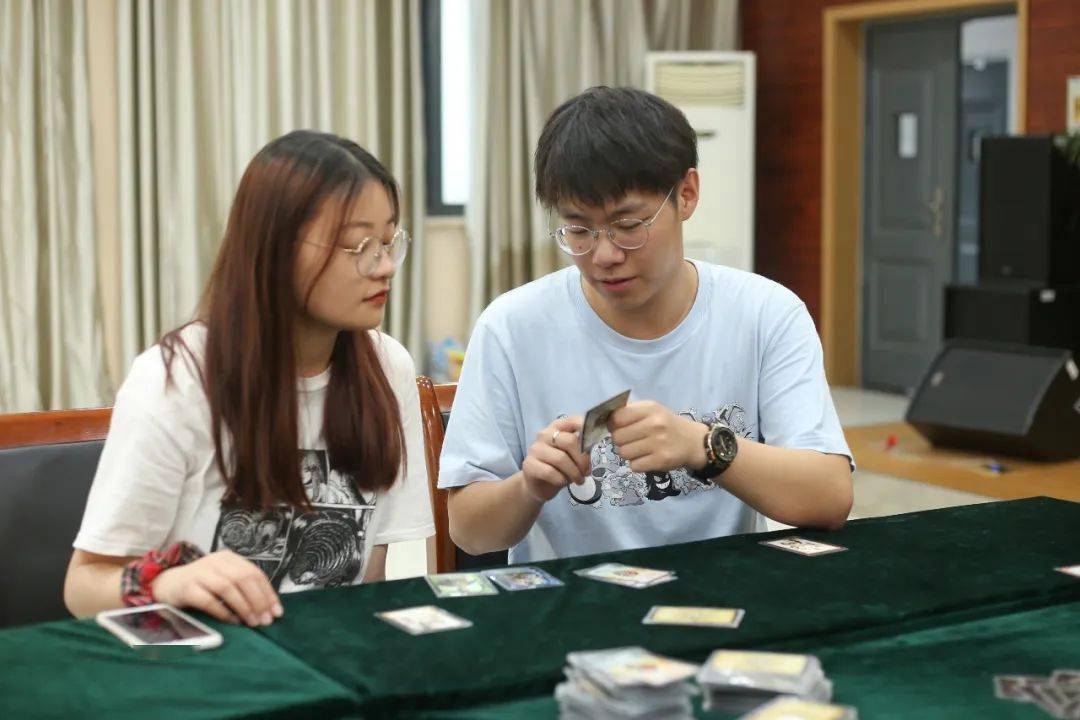 包含国籍不同但志同道合，友谊第一金牌第二的词条