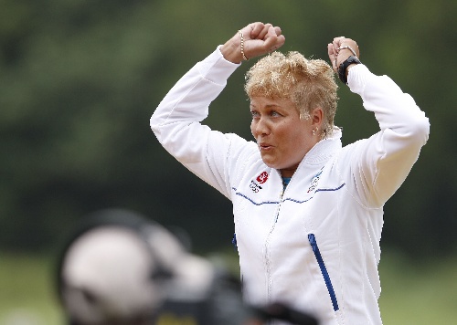 芬兰射击选手夺冠，实现突破