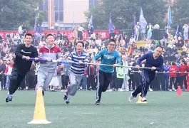 球队团结如一，众志成城，齐心协力备战的简单介绍