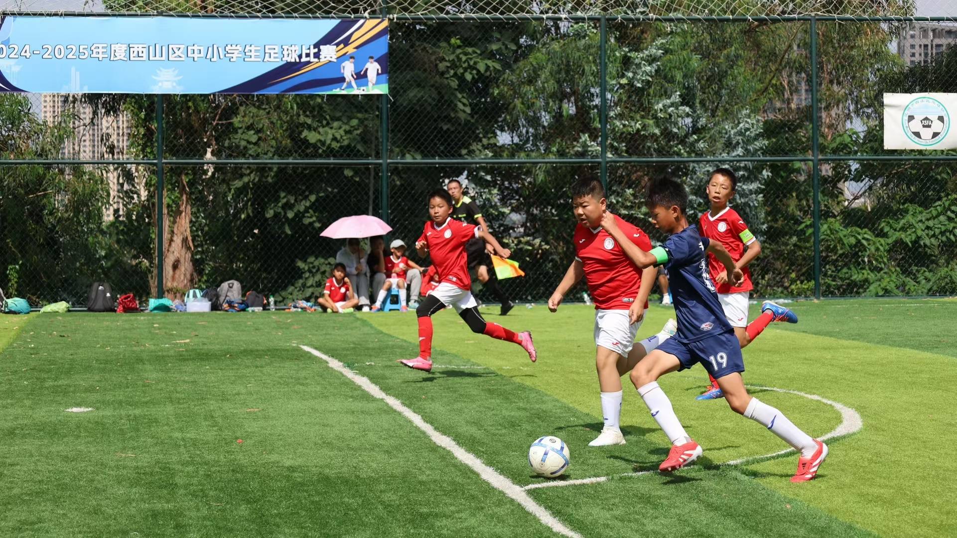 关于国内球队斩获胜利，展现强大实力备战下轮淘汰赛的信息