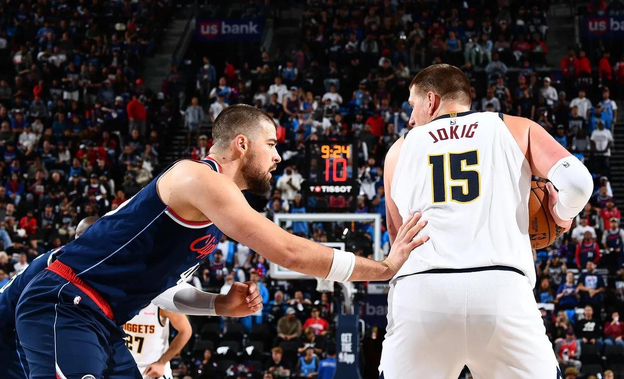 勇士力克火箭，晋级西部决赛