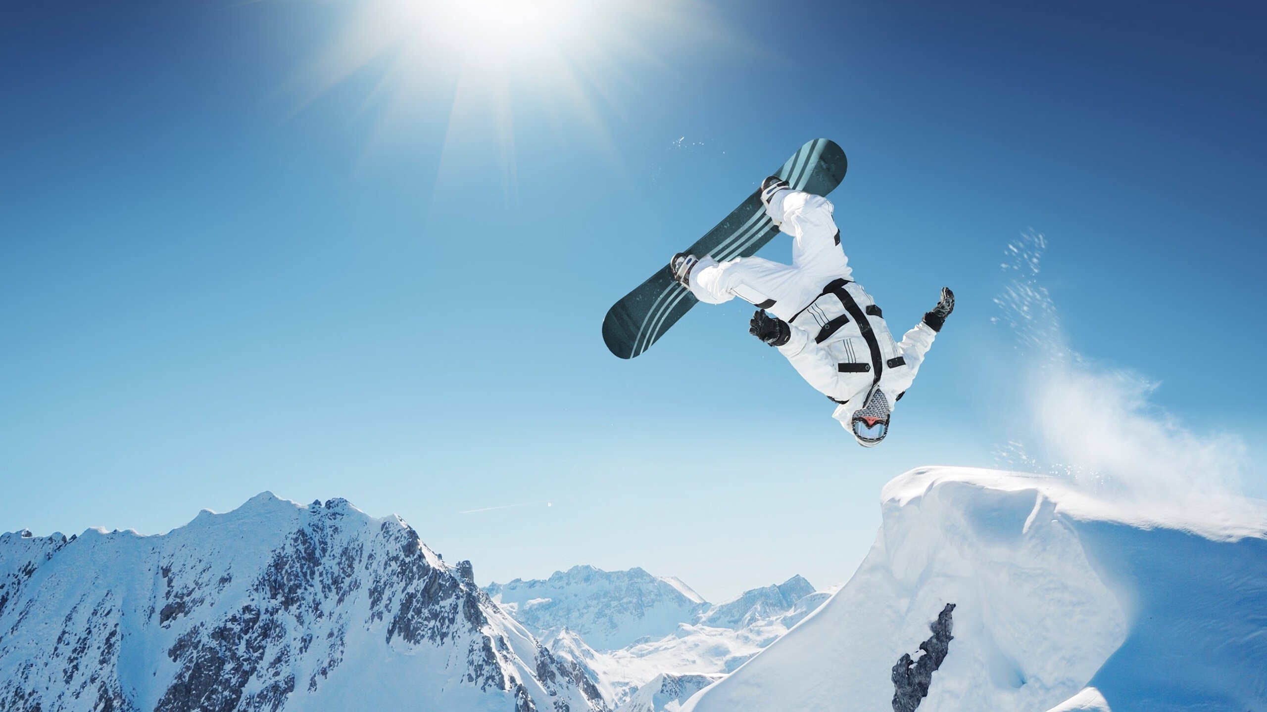 左翼永动机！特奥超神续航零失误，米兰倚仗钢铁走廊碾压突尼斯