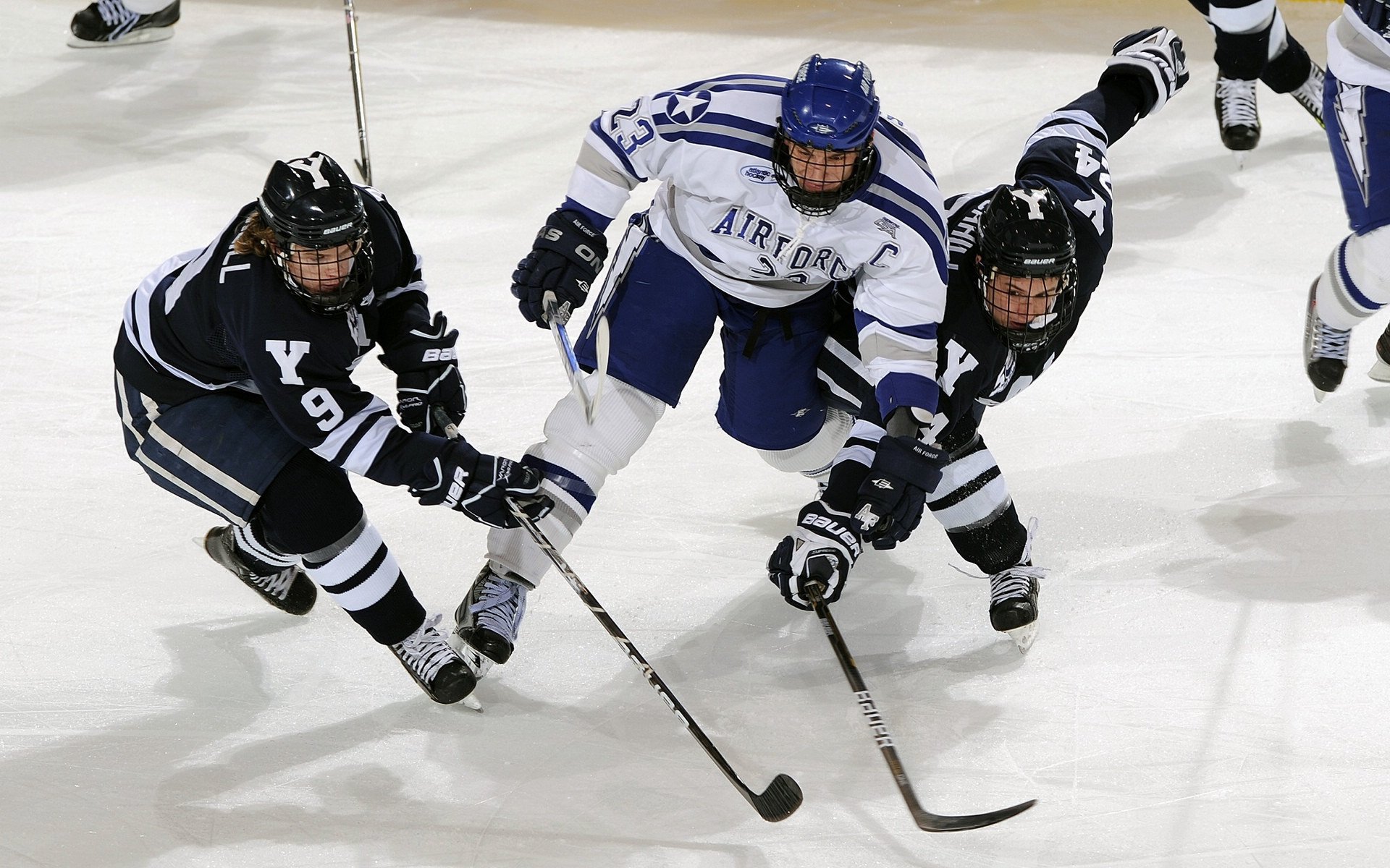 沙漠新王登基，门迪神扑连珠，沙特军团利雅得新月一波流带走蓝黑军团