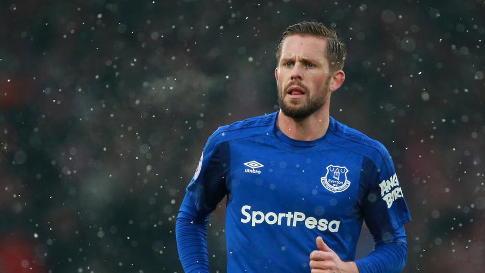 开云体育APP下载-北欧冷锋与南美烈焰，丹麦绝杀马赛，苏亚雷斯再写传奇